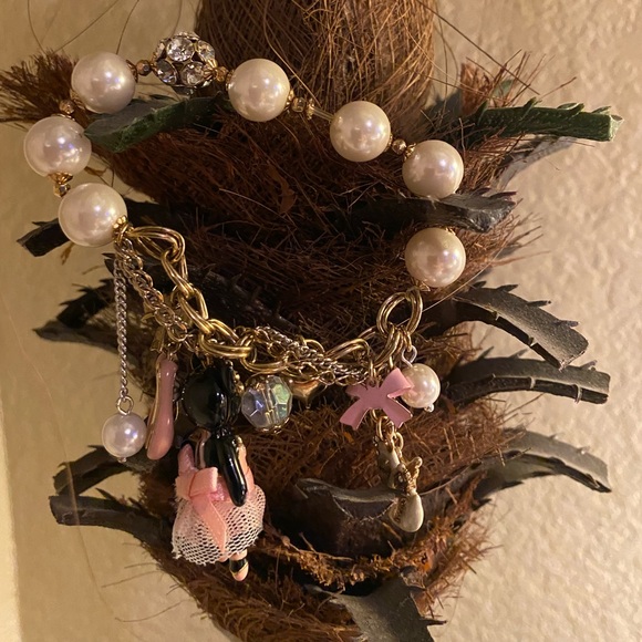 Cute pearled bracelet - Picture 8 of 10